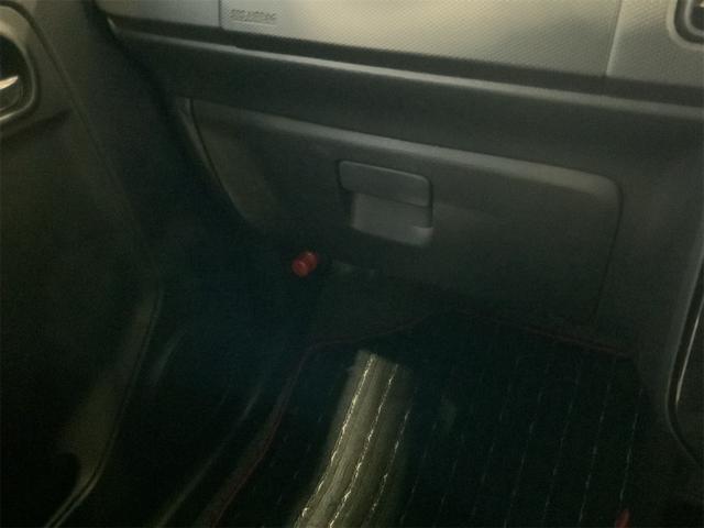 アルトターボＲＳ ベースグレード　５ＡＧＳ　レーダーブレーキ　誤発進抑制　ＨＩＤヘッド　ナビ　バックカメラ　ＥＴＣ　スマートキー　プッシュスタート　ＵＳＢ・ＳＤ　シートヒーター　ワンセグＴＶ　ステアリングスイッチ　１５インチＡＷ（40枚目）