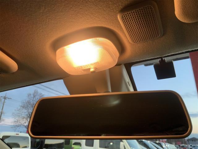 アルトターボＲＳ ベースグレード　５ＡＧＳ　レーダーブレーキ　誤発進抑制　ＨＩＤヘッド　ナビ　バックカメラ　ＥＴＣ　スマートキー　プッシュスタート　ＵＳＢ・ＳＤ　シートヒーター　ワンセグＴＶ　ステアリングスイッチ　１５インチＡＷ（43枚目）