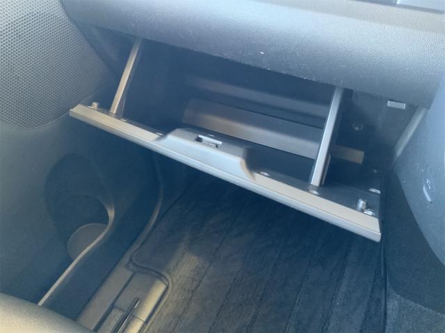 タント カスタムＲＳ　トップエディションＳＡＩＩＩ　前後ドラレコ　ブラックパック　ターボ　ＬＥＤヘッド　両側電動　専用ビルトインナビ　バックカメラ　シートヒーター　スマアシ３　コーナーセンサー　ＡＴハイビーム　ＥＴＣ　Ｂｌｕｅｔｏｏｔｈ（41枚目）