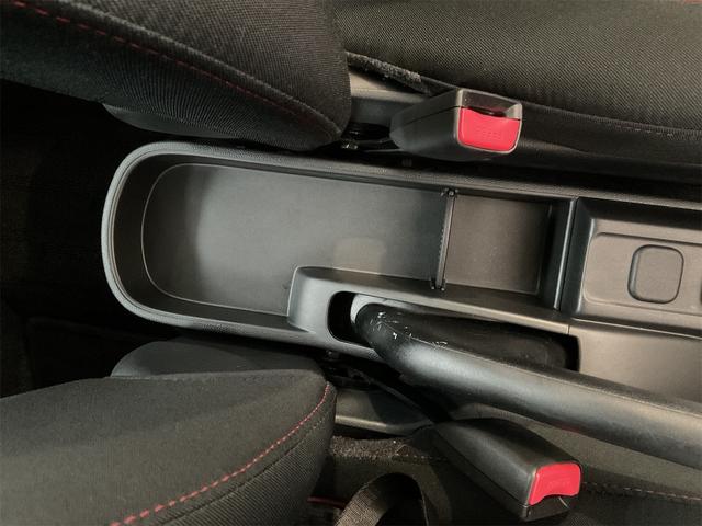 デミオ 13-スカイアクティブ シューティングスタースポルト コンフォートPKG LEDヘッド ETC ナビ フルセグ地デジTV スマートキー ガンメタ14インチAW フォグライト アイドリングストップ 革巻きステアリング レインセンサーワイパー オートライト(26枚目)