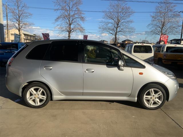 コルトプラス 1.5RX エクリプスナビ ETC フロアシフト パワーバックドア HIDヘッド オートライト フォグ 15インチAW スポーツセパレートシート 革巻きステアリング キーレス 純正セキュリティアラーム(4枚目)