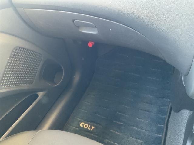 コルトプラス 1.5RX エクリプスナビ ETC フロアシフト パワーバックドア HIDヘッド オートライト フォグ 15インチAW スポーツセパレートシート 革巻きステアリング キーレス 純正セキュリティアラーム(36枚目)