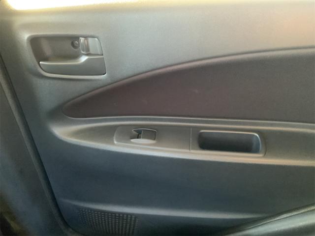 コルトプラス 1.5RX エクリプスナビ ETC フロアシフト パワーバックドア HIDヘッド オートライト フォグ 15インチAW スポーツセパレートシート 革巻きステアリング キーレス 純正セキュリティアラーム(41枚目)