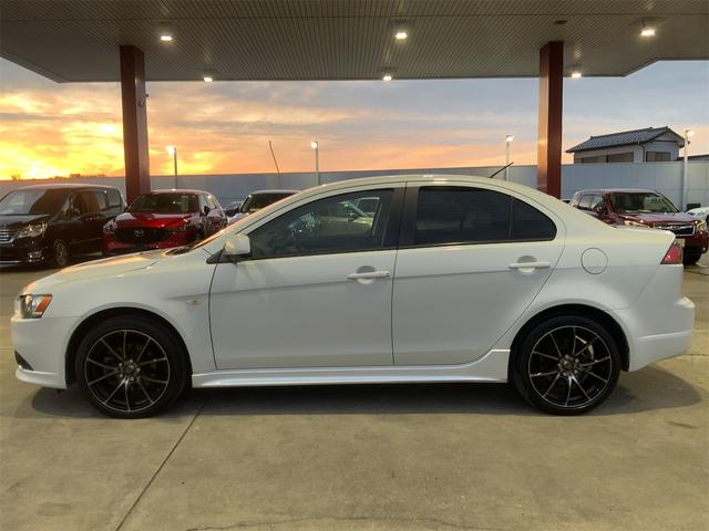 ギャランフォルティス ラリーアート　４Ｂ１１直４ターボ　バックカメラ　ＥＴＣ　ＨＩＤヘッド　ナビ　フルセグ地デジＴＶ　ＷｅｄｓＳｐｏｒｔｓ１８インチＡＷ　パドルシフト　ツインクラッチＳＳＴ　専用スポーツサス　フォグ　ステアリングスイッチ（5枚目）