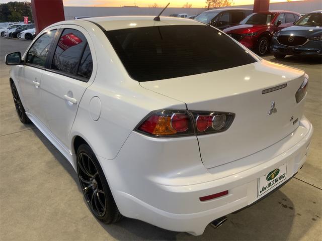 ギャランフォルティス ラリーアート　４Ｂ１１直４ターボ　バックカメラ　ＥＴＣ　ＨＩＤヘッド　ナビ　フルセグ地デジＴＶ　ＷｅｄｓＳｐｏｒｔｓ１８インチＡＷ　パドルシフト　ツインクラッチＳＳＴ　専用スポーツサス　フォグ　ステアリングスイッチ（9枚目）