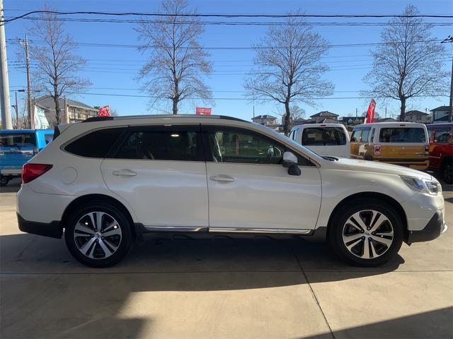 レガシィアウトバック リミテッド 前後ドラレコ DIATONEナビ 黒革シート セイフティプラス S・バックカメラ オートトランク Bluetooth フルセグ地デジTV ETC パワーシート シートヒーター BSM ATハイビーム(4枚目)