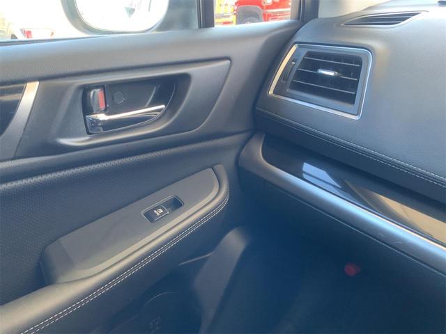 レガシィアウトバック リミテッド 前後ドラレコ DIATONEナビ 黒革シート セイフティプラス S・バックカメラ オートトランク Bluetooth フルセグ地デジTV ETC パワーシート シートヒーター BSM ATハイビーム(45枚目)