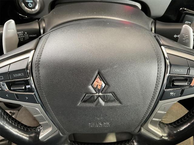 アウトランダーPHEV Gプレミアムパッケージ 前後ドラレコ 後席フリップダウンモニター ロックフォード 黒革シート eアシスト 全方位カメラ Bluetooth フルセグジTV LEDヘッド レーダークルーズ 誤発進抑制 LKA シートヒーター(38枚目)