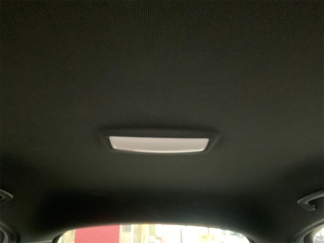 １シリーズ １１６ｉ　Ｍスポーツ　ドラレコ　ユーザー買取　パーキングサポートＰＫＧ　ナビ　バックカメラ　スマートキー　プッシュスタート　ＥＴＣ　コーナーセンサー　アルカンターラシート　ＨＩＤヘッド　１７インチＡＷ　スポーツシート（12枚目）