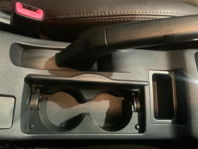 ギャランフォルティス スーパーエクシード　ドラレコ　ナビ　ＥＴＣ　スマートキー　ハーフレザー　アイドリングストップ　クルコン　フルセグ地デジＴＶ　１６インチＡＷ　オートタイト　プライバシーガラス　６スピーカー　ＣＤ・ＤＶＤ　ＵＳＢ・ＳＤ（28枚目）