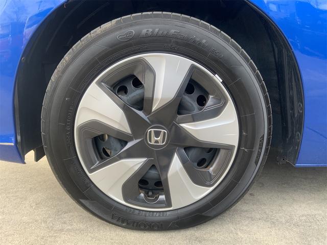 フィットハイブリッド L ホンダセンシング インターナビ LEDヘッド バックカメラ Bluetooth ETC レーダークルーズ LKAS CMBS 誤発進抑制 標識認識 LEDフォグ ステアリングスイッチ スマートキー プッシュスタート(19枚目)