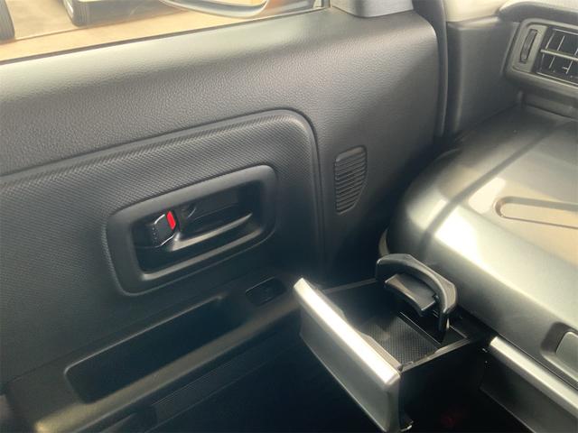 スペーシアギア ハイブリッドＸＺ　ターボ　ドラレコ　ガンメタ２トーンルーフ　ナビ　Ｂｌｕｅｔｏｏｔｈ　シートヒーター　フルセグ地デジＴＶ　ＥＴＣ　両側電動スライド　ＬＥＤヘッド　ＡＴハイビーム　セーフティサポート　誤発進抑制　リアソナー（45枚目）