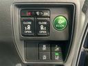 アブソルート・Ｘホンダセンシングアドバンスドパッケジ　ドラレコ　フリップダウン後席モニター　インターナビ　全方位カメラ　ＬＥＤヘッド　ハーフレザー　パワーシート　スマートキー　プッシュスタート　専用サスペンション　キャプテンシート　ＥＴＣ　バックカメラ（35枚目）