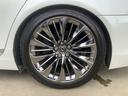 ＬＳ６００ｈ　バージョンＬ　サンルーフ　エアサスコントローラー　ナイトビュー付プリクラッシュセーフティ　ＬＫＡ　ＢＳＭ　ステアリングヒーター　後期　２０インチＡＷ　セミアニリン革シート　Ｂｌｕｅｔｏｏｔｈ　後席マッサージ　ＥＴＣ（20枚目）
