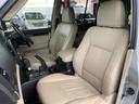 使用感が出やすいとされる運転席も、ほとんどダメージもなく、非常にキレイな状態です!!