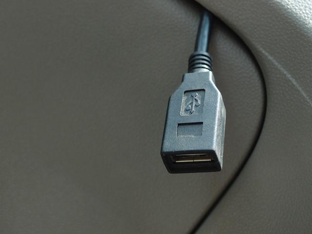 アトレーワゴン カスタムターボＲＳリミテッド　４インチリフトアップ　電格ミラー　社外ＨＤＤナビ　Ｂｌｕｅｔｏｏｔｈオーディオ　ブロックタイヤ　フルセグＴＶ　ＤＶＤ再生可　ターボ　ＨＩＤ　ＣＤ再生可（24枚目）