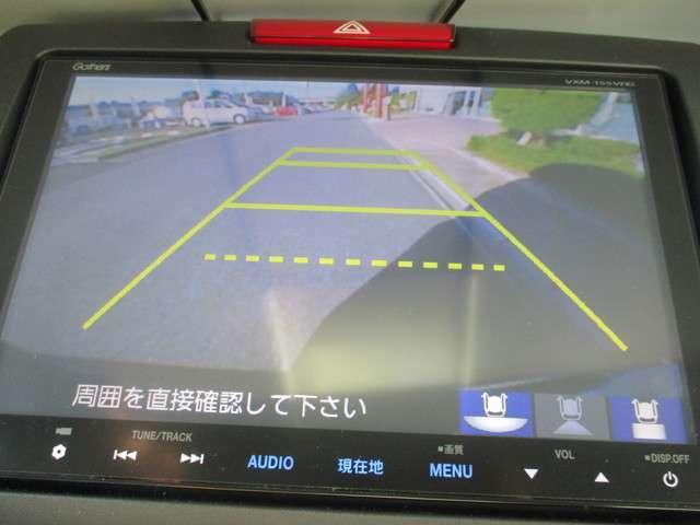 ハイブリッドX 純正ナビ リアカメラ ETC 前ドライブレコーダー フルセグTV ブルートゥース CD録音機能 サイド・カーテンエアバッグ 追従クルーズコントロール ホンダセンシング 禁煙車 ワンオーナー(8枚目)