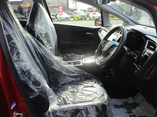 シャトル Ｇホンダセンシング　純正ナビ　ドライブレコーダー　ＥＴＣ　バックカメラ　盗難防止装置　衝突被害軽減ブレーキ（7枚目）