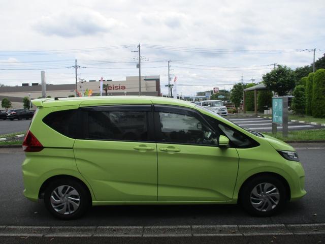フリード Ｇ・ホンダセンシング　バックカメラ　ＥＴＣ　衝突被害軽減ブレーキ　両側電動スライドドア　三列シート（14枚目）