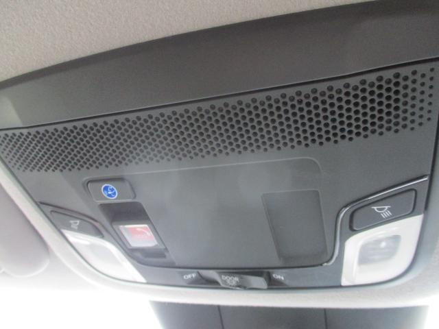 フィット ベーシック　バックカメラ　衝突被害軽減ブレーキ　ＤＶＤ　ＣＤ　ＵＳＢ　純正ナビ（20枚目）