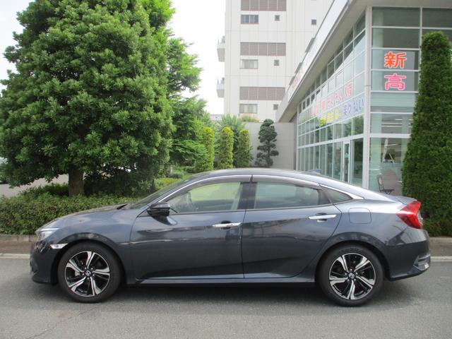 シビック セダン　バックカメラ　ＥＴＣ　電動シート　シートヒーター　ドライブレコーダー　盗難防止装置　レザーシート（12枚目）