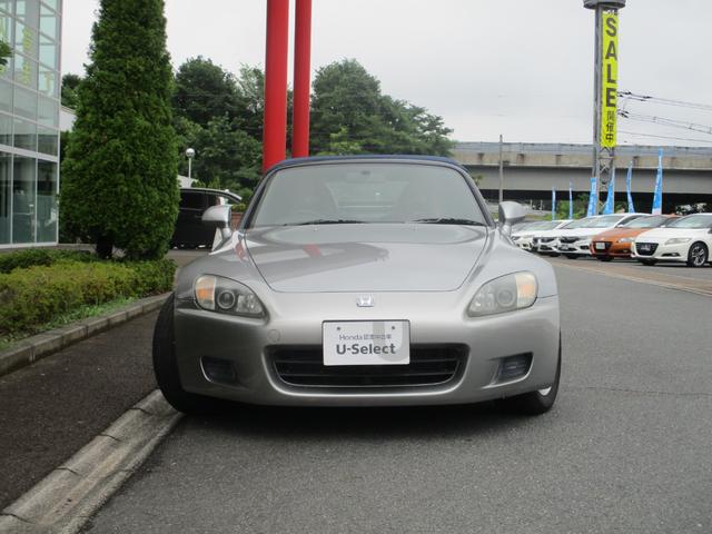 Ｓ２０００ ベースグレード　６速ＭＴ　電動ソフトトップ　純正１６インチアルミホイール　レザーシート　ＨＩＤヘッドライト　ＡＢＳ　電動パワステ　パワーウインドウ（18枚目）