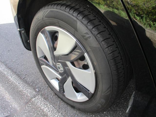フィットハイブリッド Ｌパッケージ　バックカメラ　ＥＴＣ　純正ナビ　衝突被害軽減ブレーキ　盗難防止装置（15枚目）