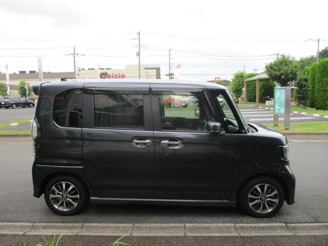 Ｎ－ＢＯＸカスタム ＥＸ　バックカメラ　純正ナビ　衝突被害軽減ブレーキ　シートヒーター　両側電動スライドドア　ドライブレコーダー（16枚目）