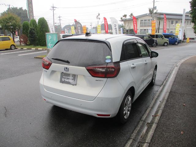フィット e:HEVホーム バックカメラ ETC 衝突被害軽減ブレーキ 障害物センサー ドライブレコーダー 盗難防止装置(2枚目)