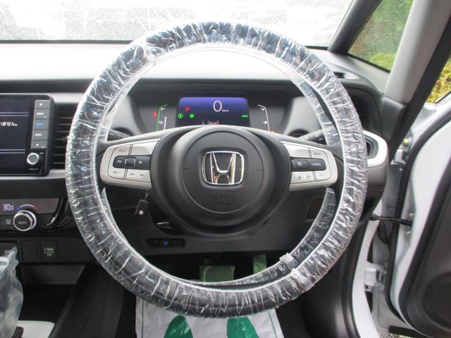 フィット e:HEVホーム バックカメラ ETC 衝突被害軽減ブレーキ 障害物センサー ドライブレコーダー 盗難防止装置(6枚目)