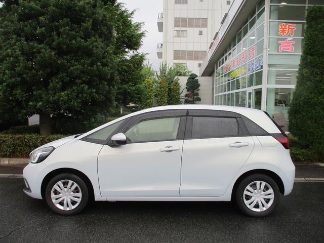 フィット e:HEVホーム バックカメラ ETC 衝突被害軽減ブレーキ 障害物センサー ドライブレコーダー 盗難防止装置(12枚目)