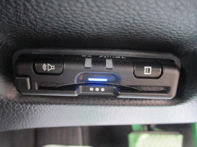 フィット e:HEVホーム バックカメラ ETC 衝突被害軽減ブレーキ 障害物センサー ドライブレコーダー 盗難防止装置(20枚目)