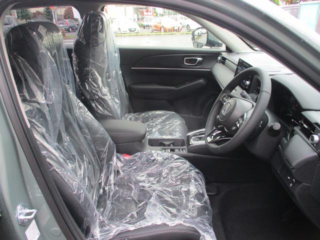 ヴェゼル ｅ：ＨＥＶ　Ｚ　純正ナビ　バックカメラ　Ｂｌｕｅｔｏｏｔｈ接続　障害物センサー　パワーテールゲート　ＥＴＣ　ワイヤレス充電　シートヒーター　電子パーキング　ＬＥＤオートヘッドライト（4枚目）