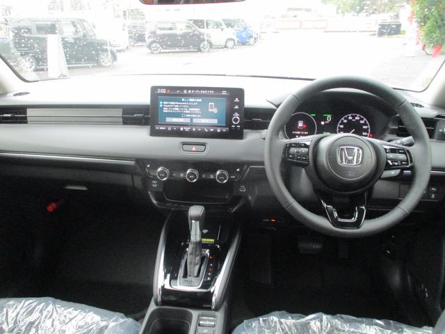 ヴェゼル ｅ：ＨＥＶ　Ｚ　純正ナビ　バックカメラ　Ｂｌｕｅｔｏｏｔｈ接続　障害物センサー　パワーテールゲート　ＥＴＣ　ワイヤレス充電　シートヒーター　電子パーキング　ＬＥＤオートヘッドライト（5枚目）