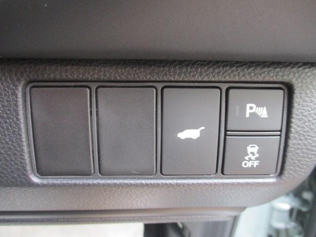 ヴェゼル ｅ：ＨＥＶ　Ｚ　純正ナビ　バックカメラ　Ｂｌｕｅｔｏｏｔｈ接続　障害物センサー　パワーテールゲート　ＥＴＣ　ワイヤレス充電　シートヒーター　電子パーキング　ＬＥＤオートヘッドライト（17枚目）