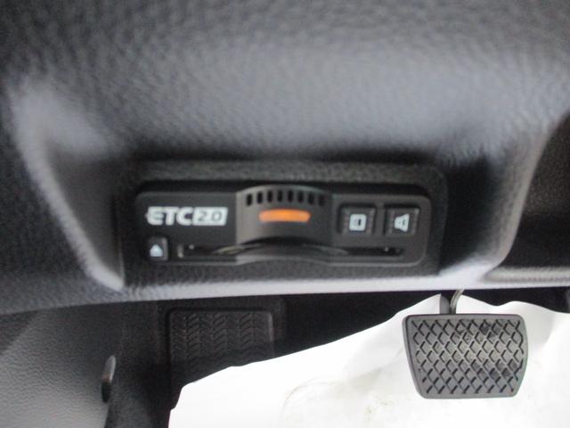 ヴェゼル ｅ：ＨＥＶ　Ｚ　純正ナビ　バックカメラ　Ｂｌｕｅｔｏｏｔｈ接続　障害物センサー　パワーテールゲート　ＥＴＣ　ワイヤレス充電　シートヒーター　電子パーキング　ＬＥＤオートヘッドライト（18枚目）