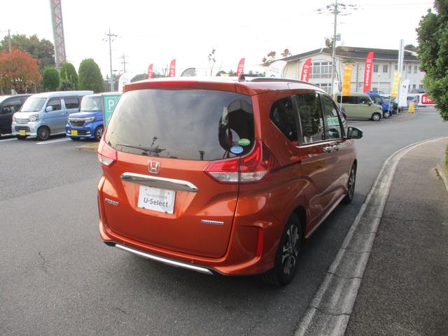 フリードハイブリッド ハイブリッド・クロスターホンダセンシング バックカメラ ETC シートヒーター 3列シート 両側電動スライドドア 前後ドライブレコーダー 衝突被害軽減ブレーキ(2枚目)