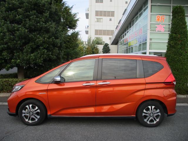 フリードハイブリッド ハイブリッド・クロスターホンダセンシング バックカメラ ETC シートヒーター 3列シート 両側電動スライドドア 前後ドライブレコーダー 衝突被害軽減ブレーキ(13枚目)