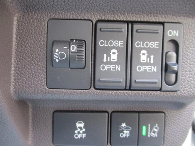 フリード G・ホンダセンシング バックカメラ ETC 衝突被害軽減ブレーキ 両側電動スライドドア 前後ドライブレコーダー 盗難防止装置(18枚目)