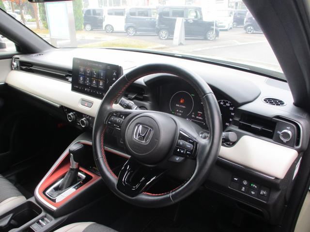 ヴェゼル e:HEVPLaY バックカメラ ETC 衝突被害軽減ブレーキ シートヒーター 純正ナビ 前後ドライブレコーダー サンルーフ 盗難防止装置(3枚目)