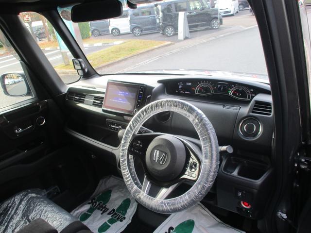 Ｎ－ＢＯＸカスタム Ｇ・Ｌホンダセンシング　アダプティブクルーズコントロール　オートリトラミラー　前後ドライブレコーダー　ＥＴＣ　ＬＥＤオートヘッドライト　フルセグＴＶ　ＣＤ／ＤＶＤ　Ｂｌｕｅｔｏｏｔｈオーディオ　純正ナビ　バックカメラ（3枚目）