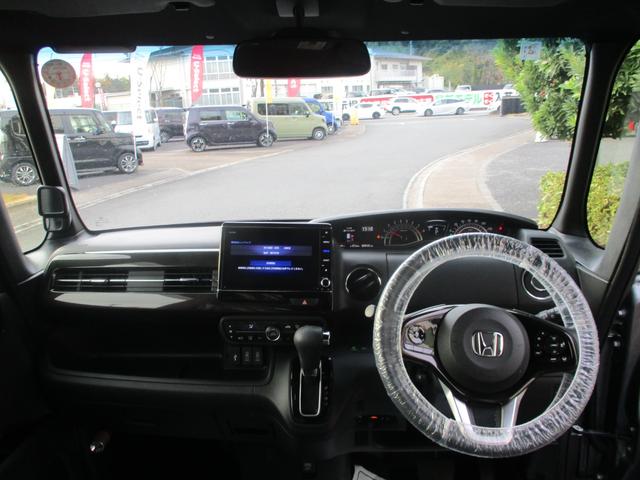 Ｎ－ＢＯＸカスタム Ｇ・Ｌホンダセンシング　アダプティブクルーズコントロール　オートリトラミラー　前後ドライブレコーダー　ＥＴＣ　ＬＥＤオートヘッドライト　フルセグＴＶ　ＣＤ／ＤＶＤ　Ｂｌｕｅｔｏｏｔｈオーディオ　純正ナビ　バックカメラ（5枚目）