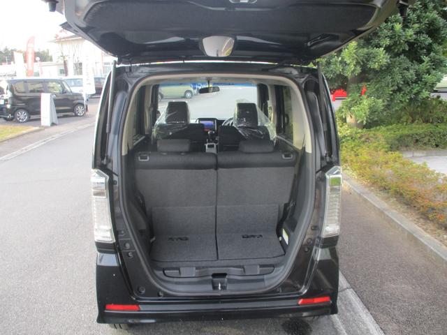 Ｎ－ＢＯＸカスタム ＧＳＳブラックスタイルパッケージ　フルセグＴＶ　ＣＤ／ＤＶＤ　純正ナビ　Ｂｌｕｅｔｏｏｔｈオーディオ　シートヒーター　両側電動スライドドア　オートリトラミラー　ＥＴＣ　バックカメラ　ステアリングリモコン　ハーフレザーシート（9枚目）