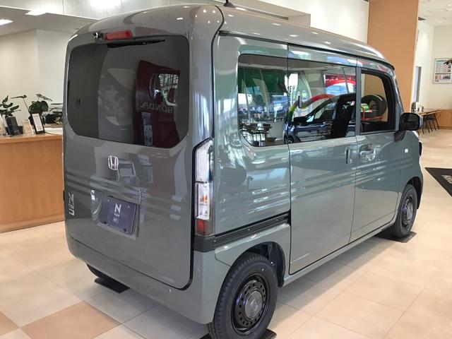 Ｎ－ＶＡＮ ｅ： ｅ：　ファン（2枚目）