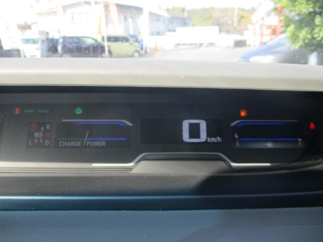 フリードハイブリッド ハイブリッド・Ｇホンダセンシング　バックカメラ　ＥＴＣ　衝突被害軽減ブレーキ　３列シート　両側電動スライドドア　純正ナビ　盗難防止装置　前後ドライブレコーダー（7枚目）