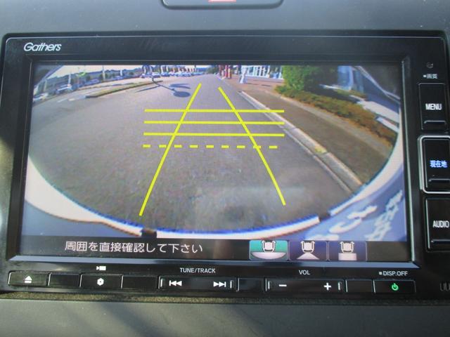 フリードハイブリッド ハイブリッド・Ｇホンダセンシング　バックカメラ　ＥＴＣ　衝突被害軽減ブレーキ　３列シート　両側電動スライドドア　純正ナビ　盗難防止装置　前後ドライブレコーダー（8枚目）