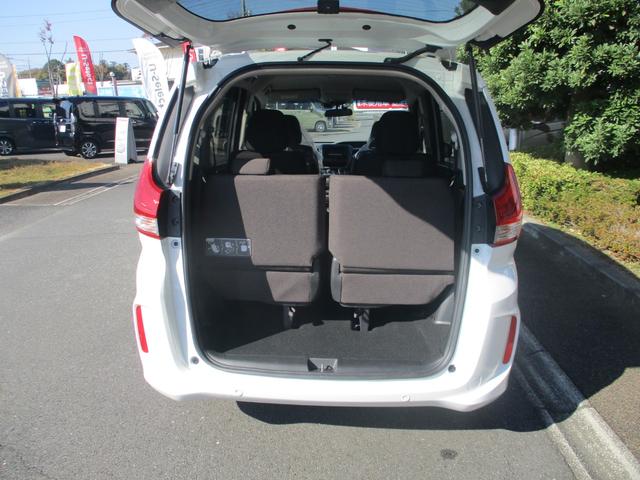 フリードハイブリッド ハイブリッド・Ｇホンダセンシング　バックカメラ　ＥＴＣ　衝突被害軽減ブレーキ　３列シート　両側電動スライドドア　純正ナビ　盗難防止装置　前後ドライブレコーダー（9枚目）