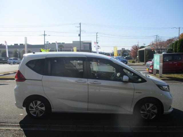 フリードハイブリッド ハイブリッド・Ｇホンダセンシング　バックカメラ　ＥＴＣ　衝突被害軽減ブレーキ　３列シート　両側電動スライドドア　純正ナビ　盗難防止装置　前後ドライブレコーダー（14枚目）