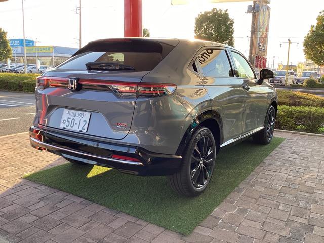 ヴェゼル ｅ：ＨＥＶ　ＲＳ（2枚目）