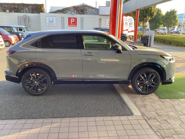 ヴェゼル ｅ：ＨＥＶ　ＲＳ（3枚目）